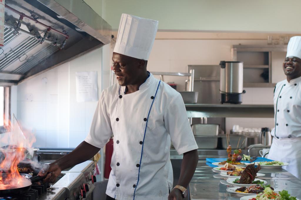 Eddy Suites, Emeli Hotel Nairobi Extérieur photo